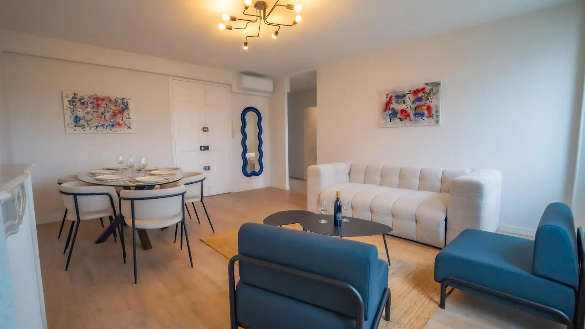 #301- Heart Of Vieil Antibes - Place Nationale-High-End Newly Renovated & Furnished Appartment